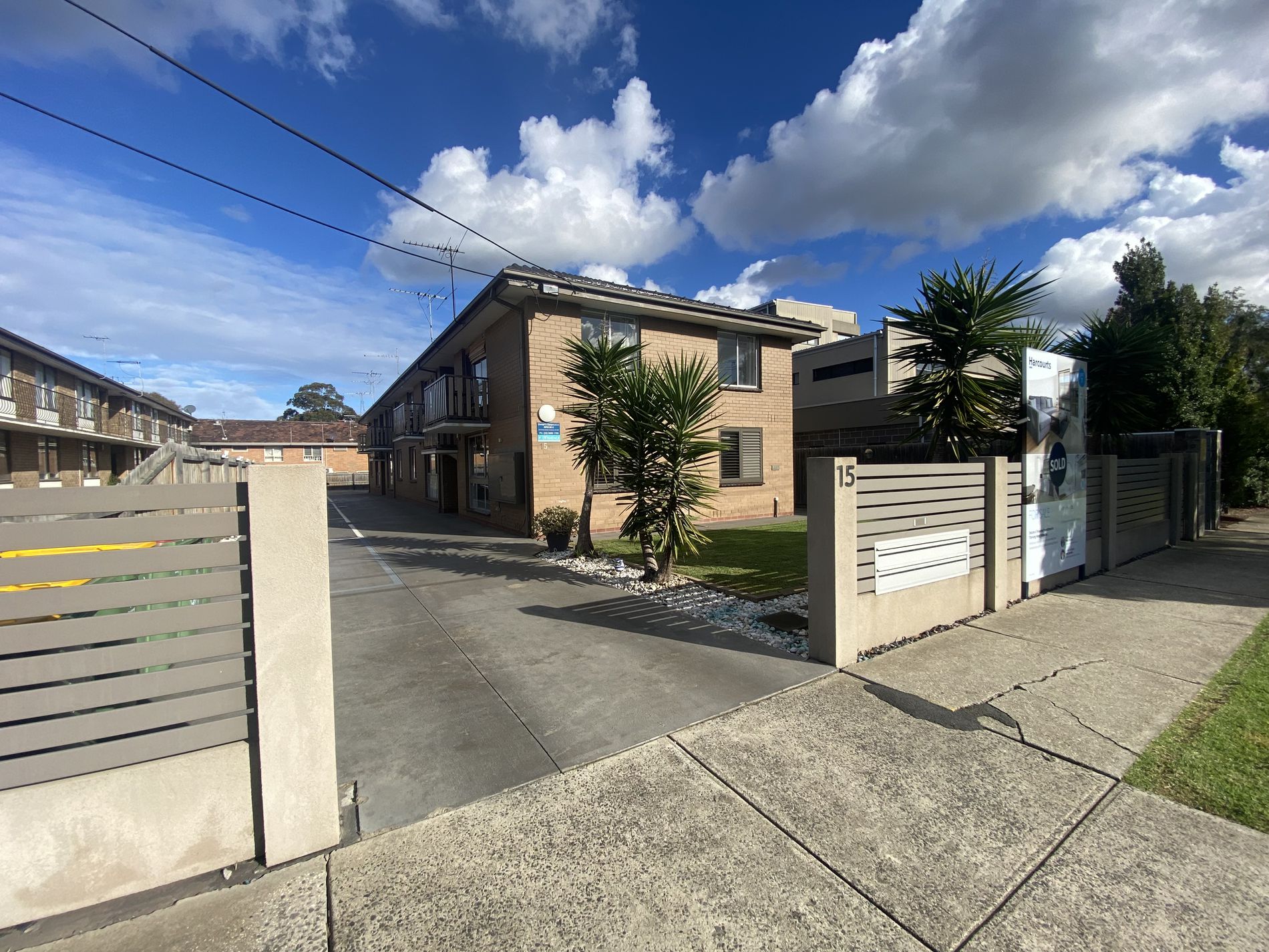 1 / 15 Beaumont Parade, West Footscray