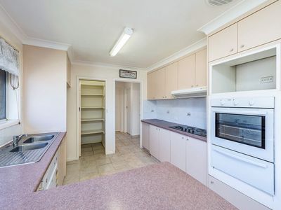 25 Early Street, Crestwood