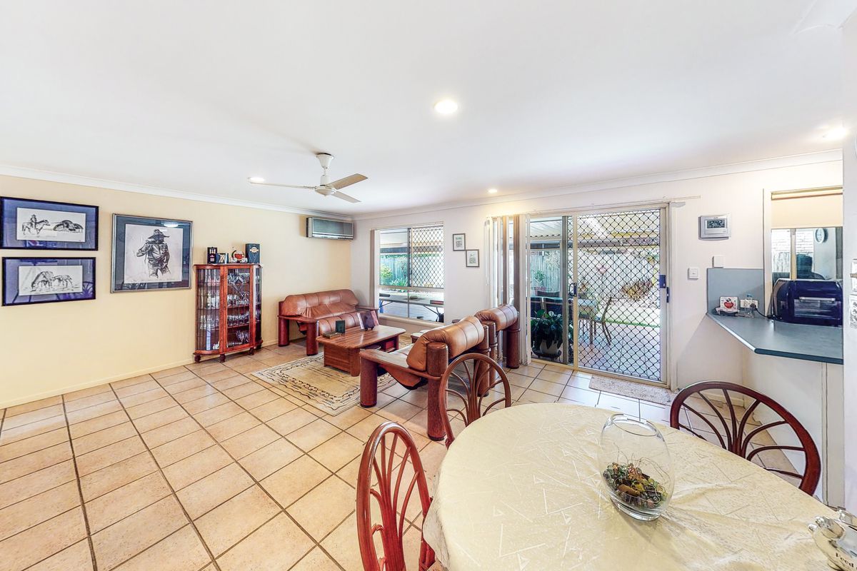 4 Troon Court, Tewantin