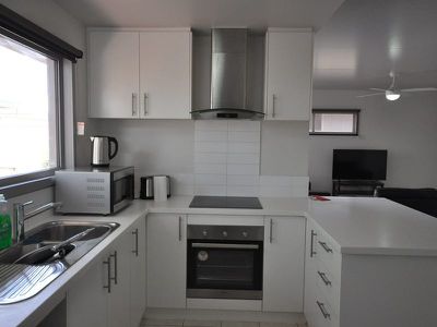 16 Mullamulla Street, Newman