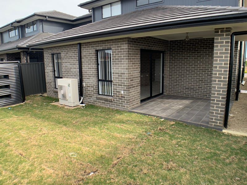 13 Water Gum Road, Gregory Hills