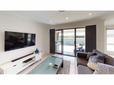 70 Dunheved Circle, Dubbo