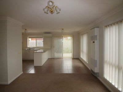 1 / 71 Matthews Road, Lovely Banks