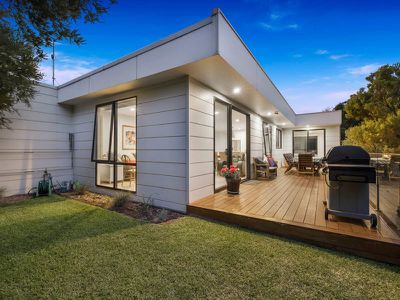 33 Reeves Street, Blairgowrie