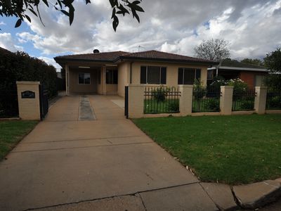 20 Lovett Avenue, Dubbo