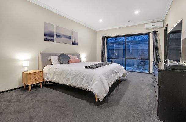 4 Ramsgate Lane, Craigieburn