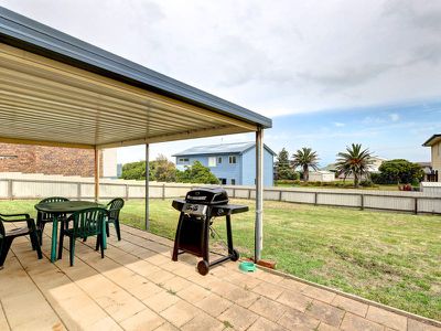 49 Hero Avenue, Middleton