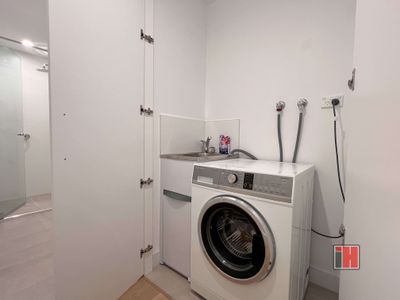 911 / 11 Prospect St, Box Hill