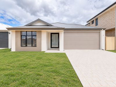 66 Destino Loop, Southern River