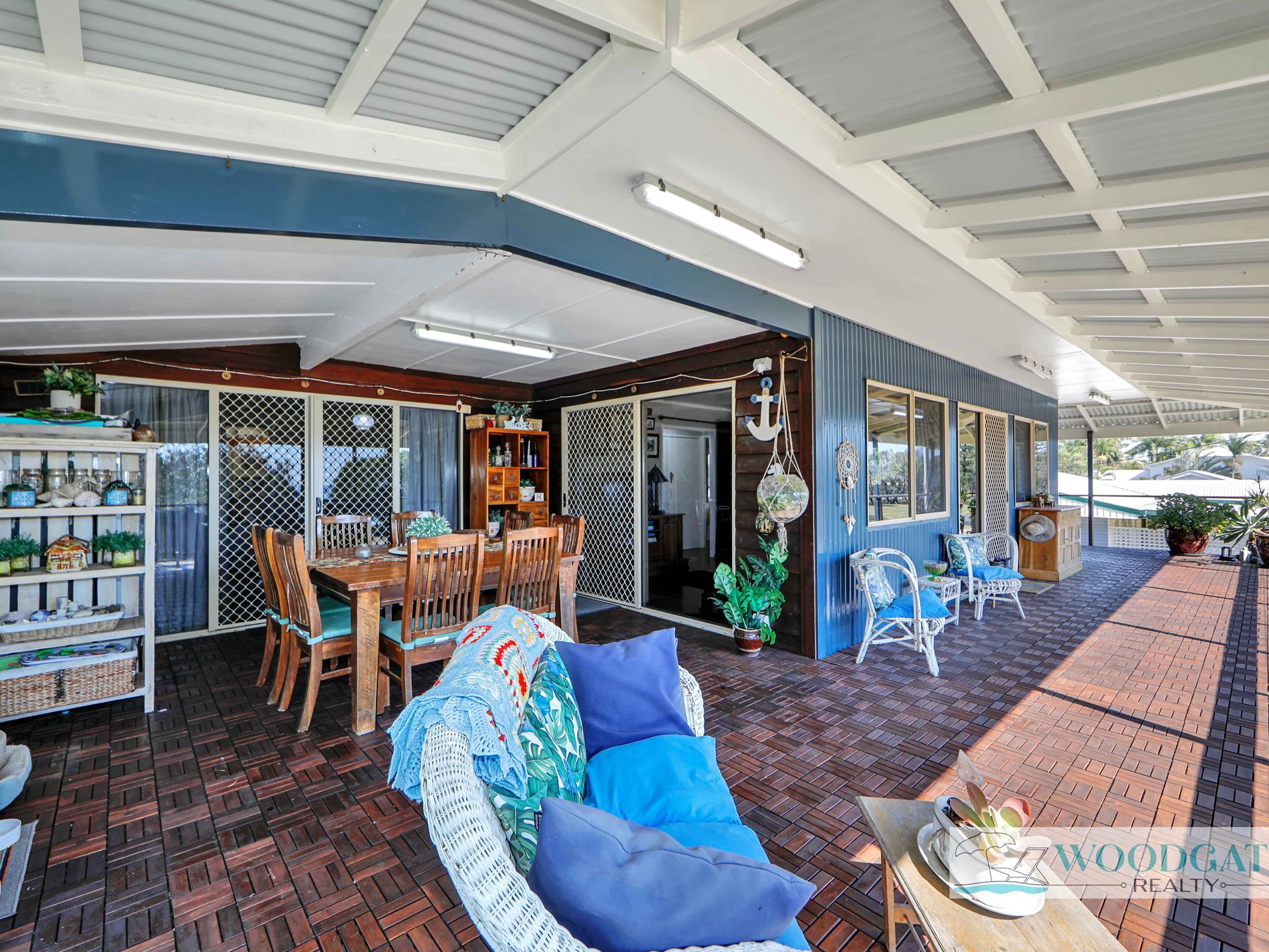 104 Esplanade, Woodgate