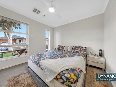 50 Peppertree Parade, Craigieburn