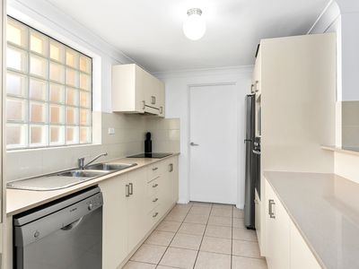 8 / 28 Addison Street, Shellharbour