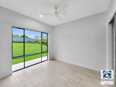 18 Moses Circuit, Atherton