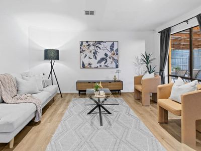 8 Little Acre Cl, Langwarrin