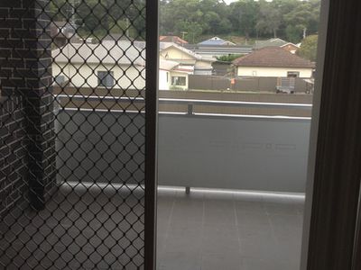 2 / 9 Acacia Street, Windang