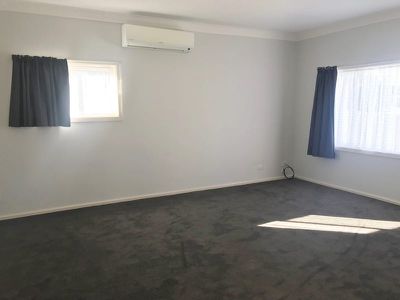 1 / 6 Synnott Street, Hamlyn Heights