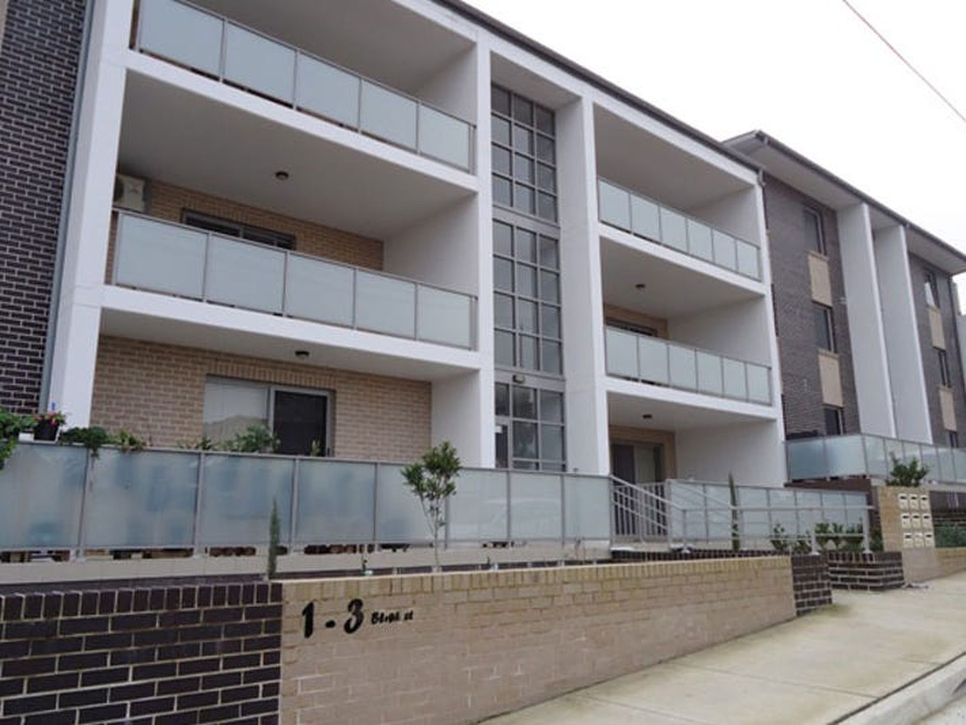 4 / 1 Bligh Street, Burwood