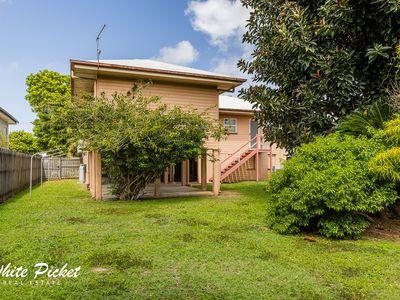 24 Douglas Street, West Mackay
