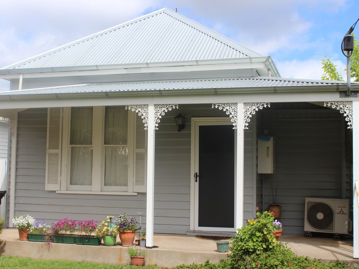 24 Barkly Street, Benalla Brian J Howe Real Estate