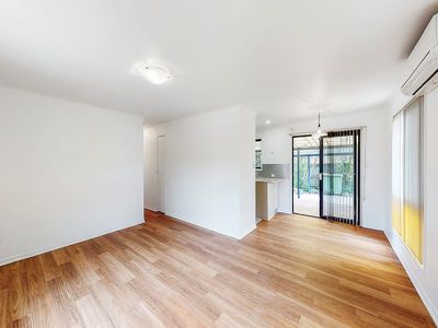 9 Knightsbridge Crescent, Rochedale South