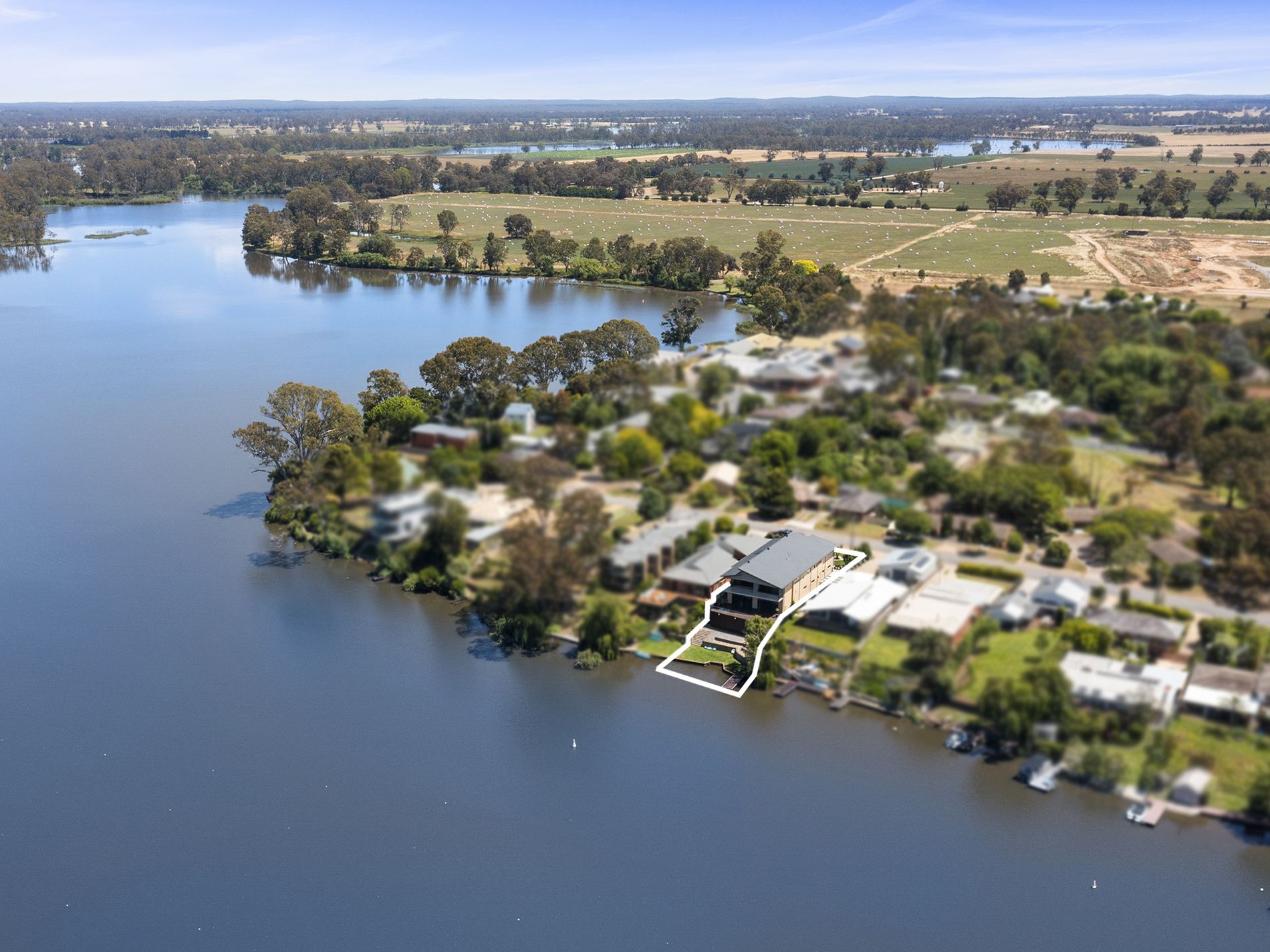 23 YOUNG STREET, Nagambie
