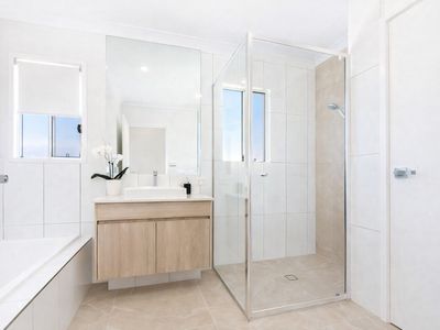 4 / 6 Park Cove Boulevard, Hope Island