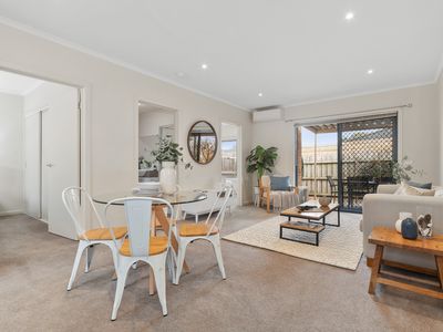 6 / 33 Deane Street, Frankston