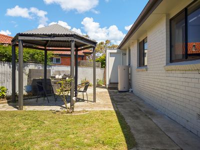 1 Anderson Avenue, George Town