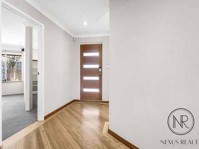 6 Bourne Court, Huntingdale