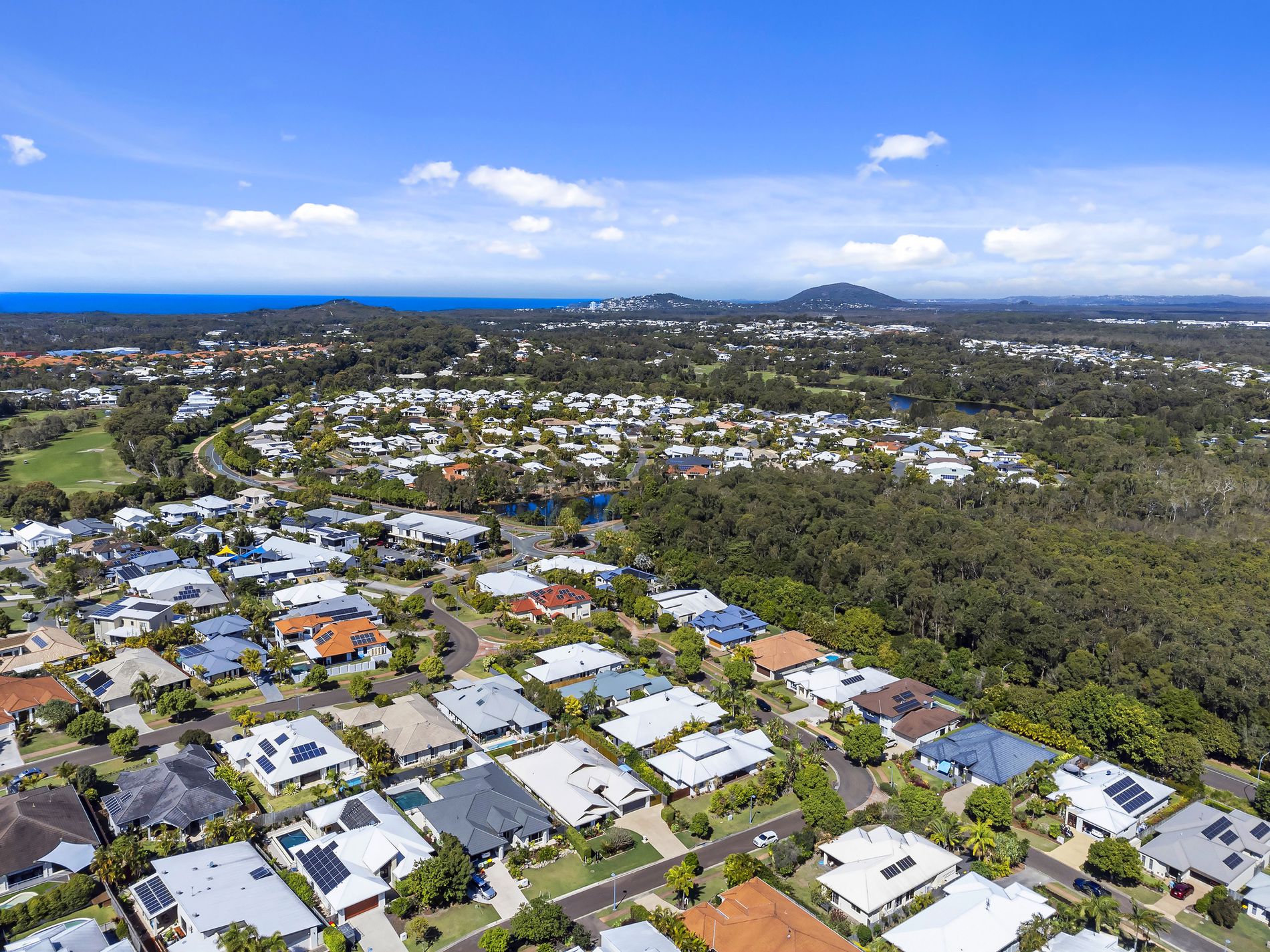 10 Maddens Crescent, Peregian Springs
