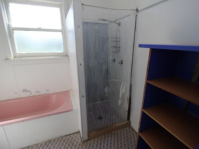 6 ADDISON Avenue, Lake Illawarra