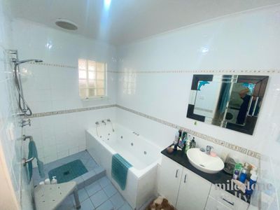 422 Hibiscus Street, Tom Price
