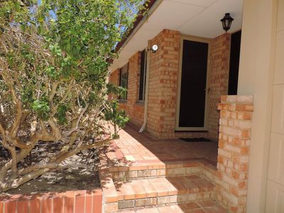 2 / 37 Hyland Street, Bassendean