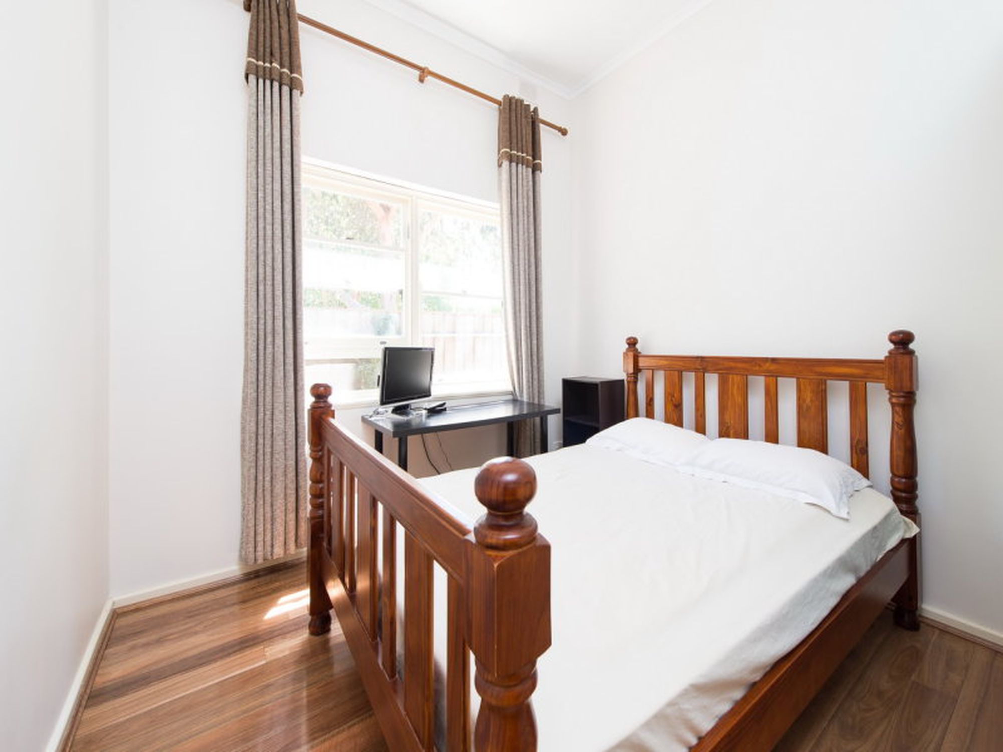 155 Sixth Avenue, Royston Park
