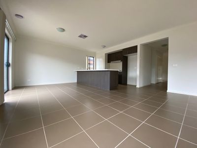 6 Partridge Way, Point Cook