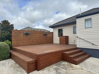 91 Bird Street, Montello