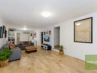 5 Woodlands Court, Castle Hill