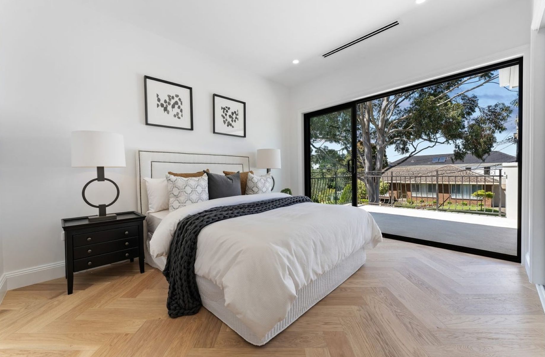 3 Canova Drive, Glen Waverley