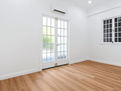 131 Lake Street, Cairns City
