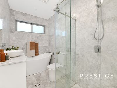 38 Walton Street, Blakehurst