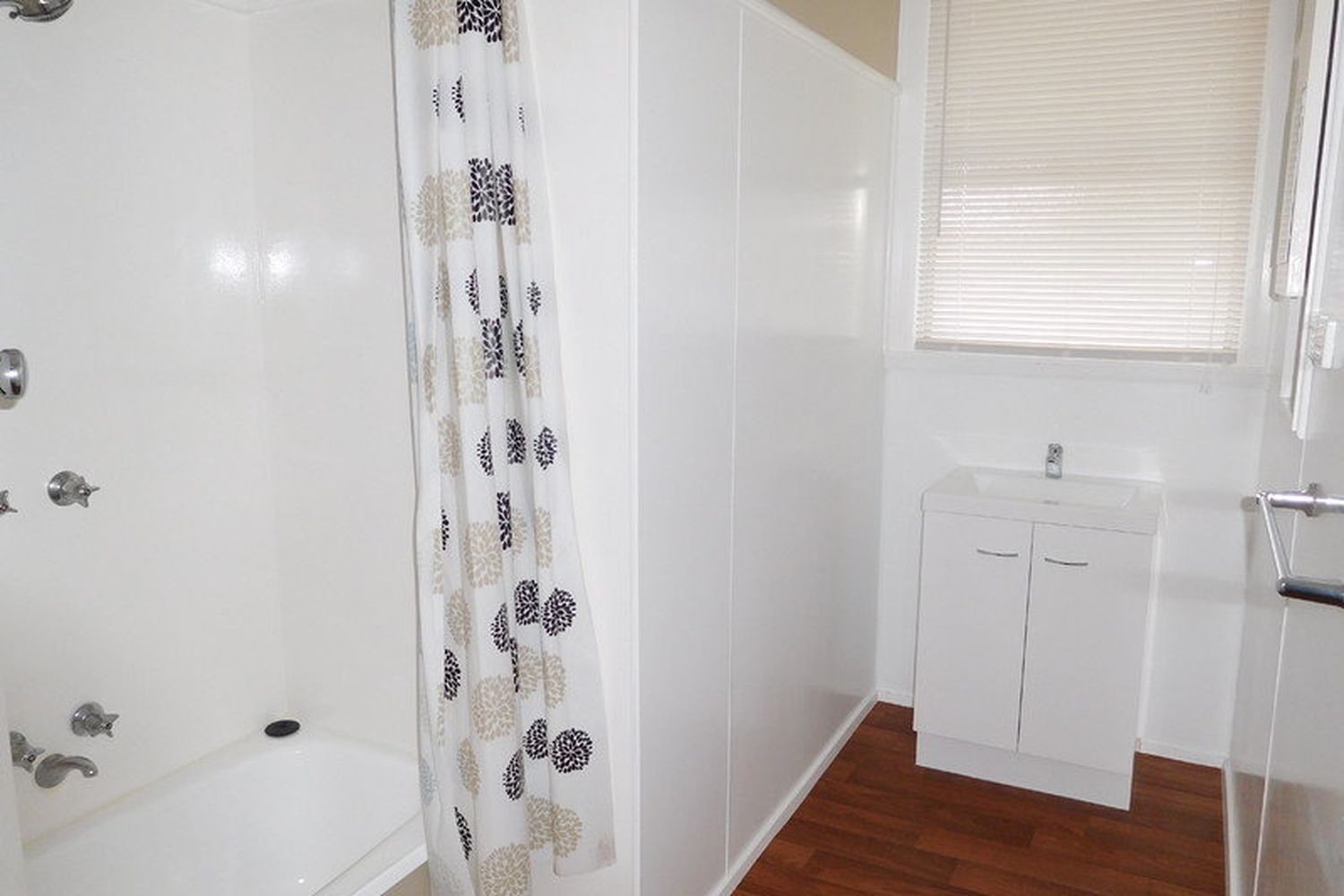 4 Crump Street, Horsham