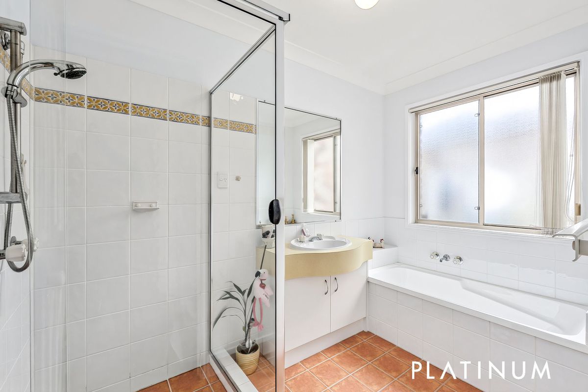 2 / 16 Starfish Crescent, Tugun