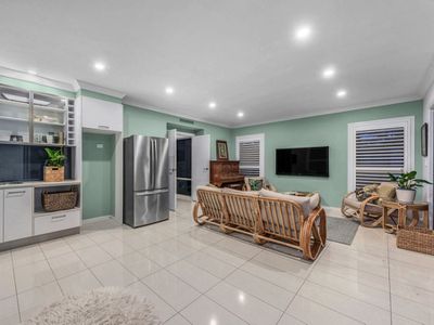 14 Feathertail Place, Gumdale