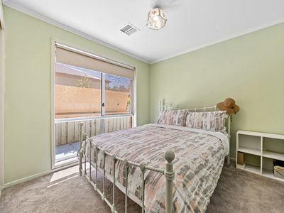 43 MacArthur Street, Sale