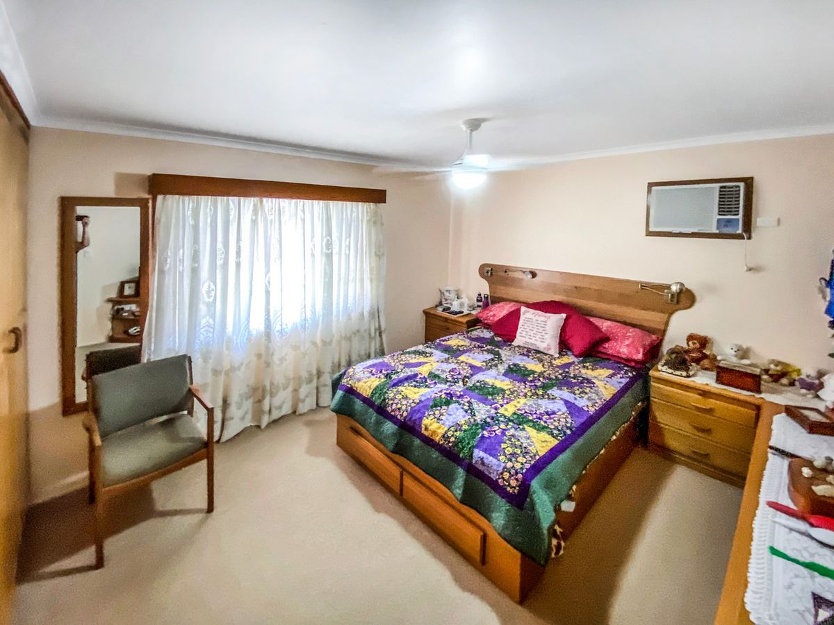13 Pink Street, Atherton