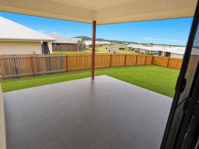 46 Foxtail Palm Boulevard, Zilzie