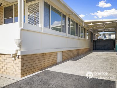 37 Edgecombe Avenue, Moorebank