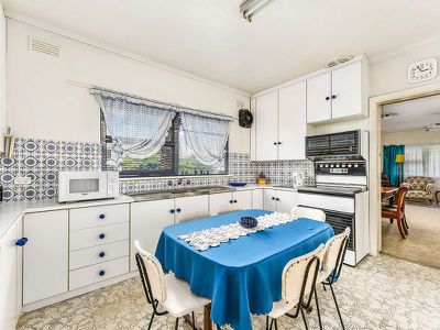 17 Holzgrefe Street, Millicent