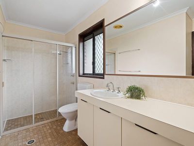 17 Marjorie Street, Rochedale South