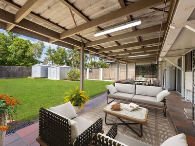 6 Allamanda Crescent, Annandale